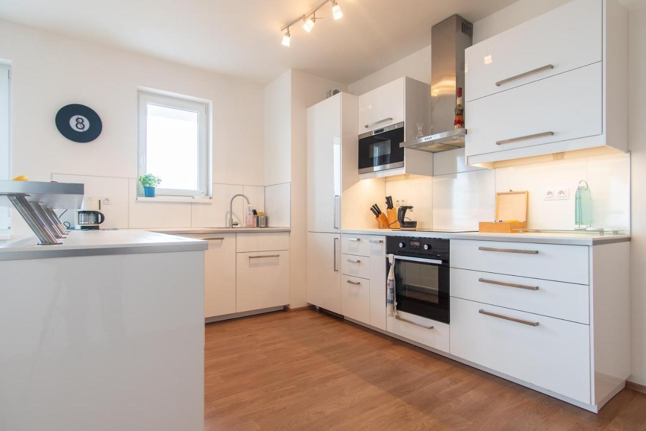 Prostorny 3 Pokojovy Apartman S Dvema Terasami 프라하 외부 사진
